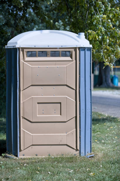 Best Affordable portable toilet rental  in Falls City, OR